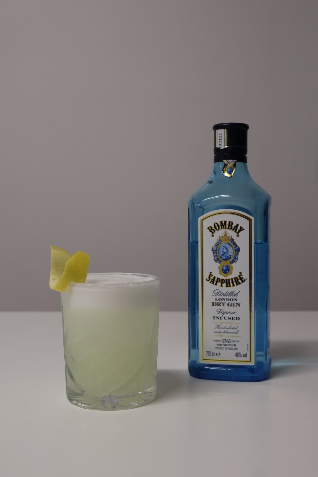 Mastering the Gin Sour: A Classic Cocktail with a Modern&nbsp;Twist